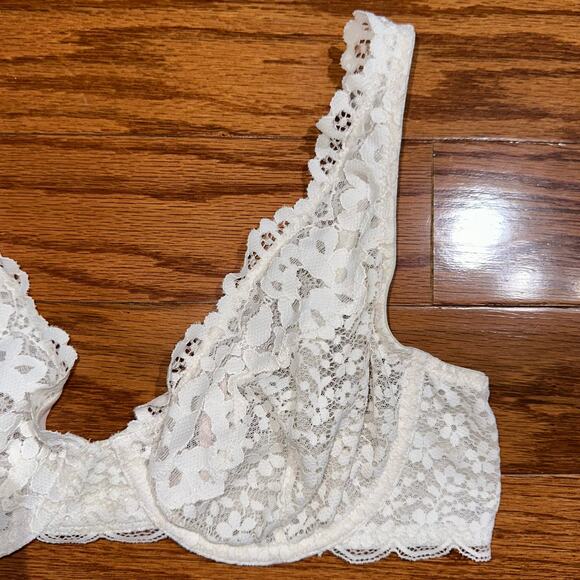 Victorias Secret Body by Victoria Unlined Demi Ivory Lace Bra Size 34C - Picture 5 of 12